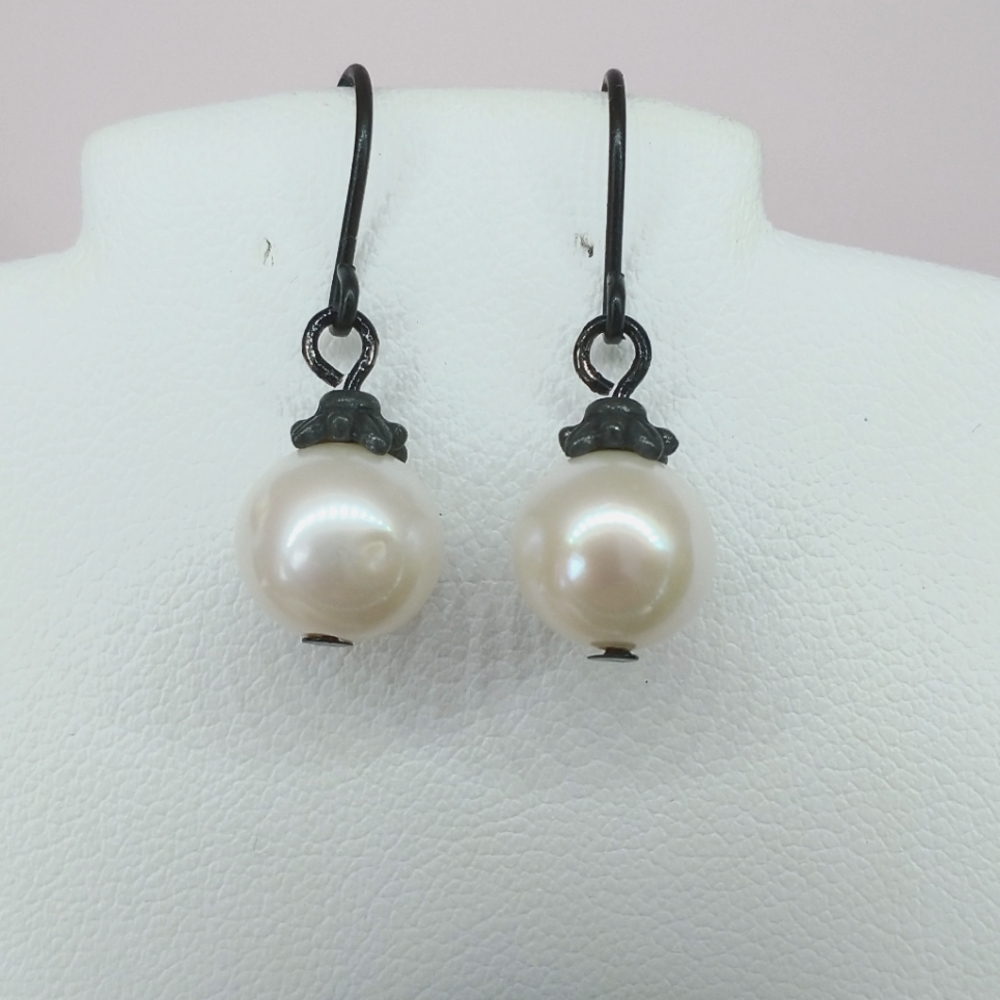 Genuine Freshwater Pearl earrings